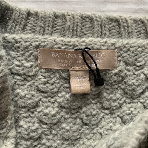 Gray wool sweater from banana republic size M - Picture 4 of 5